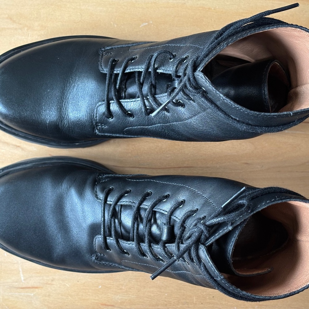 Madewell Shelton lace up boot in leather size: 8m